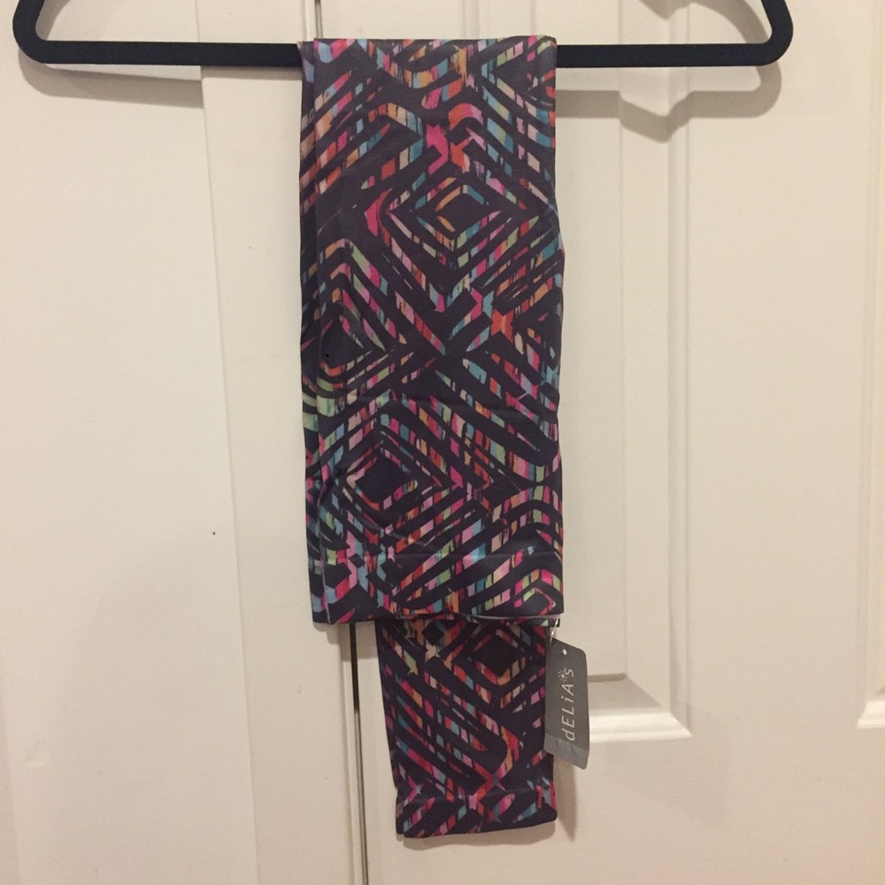 Tribal print Delia’s leggings